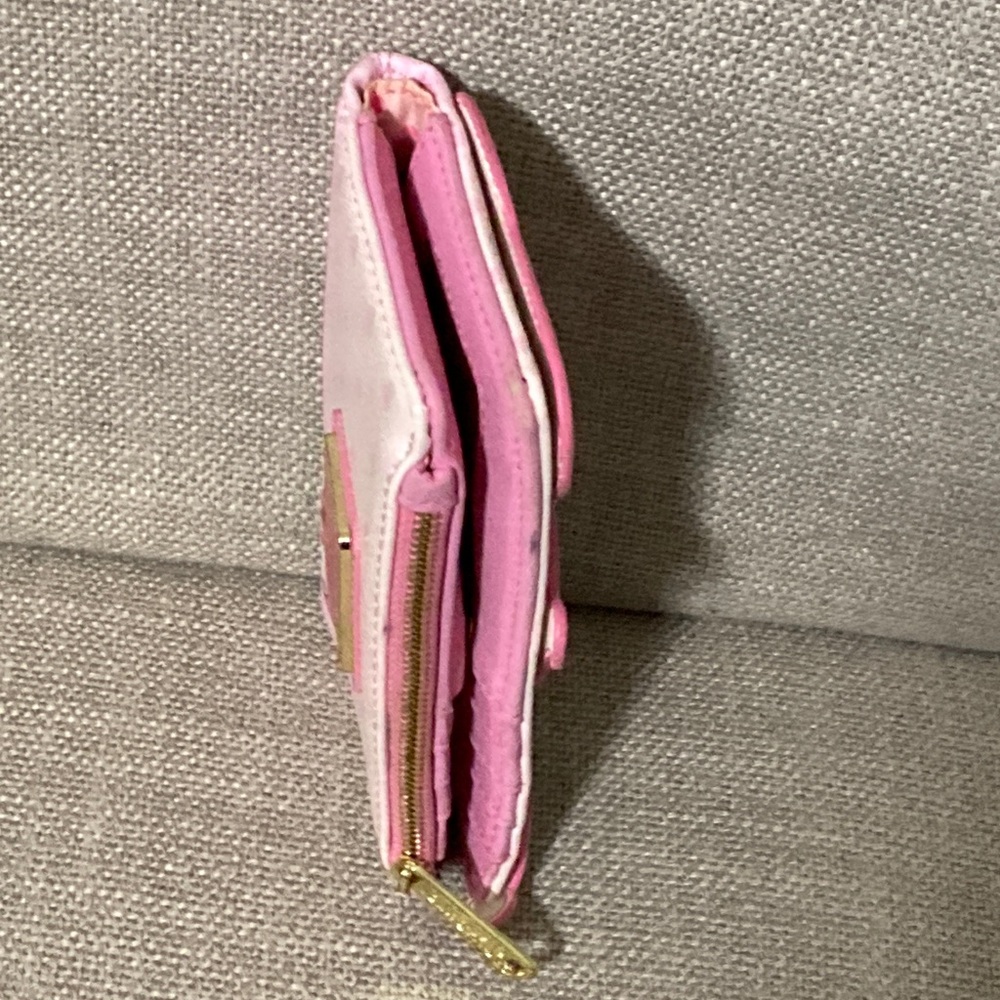 Loungefly My Melody & Kuromi Pink Wallet with Characters and Heart Design - Picture 4 of 6